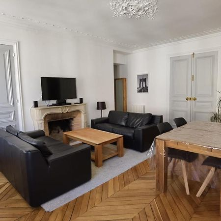 Apartament 3 Pieces 4****, Au Coeur Du Quartier Historique Wersal Zewnętrze zdjęcie