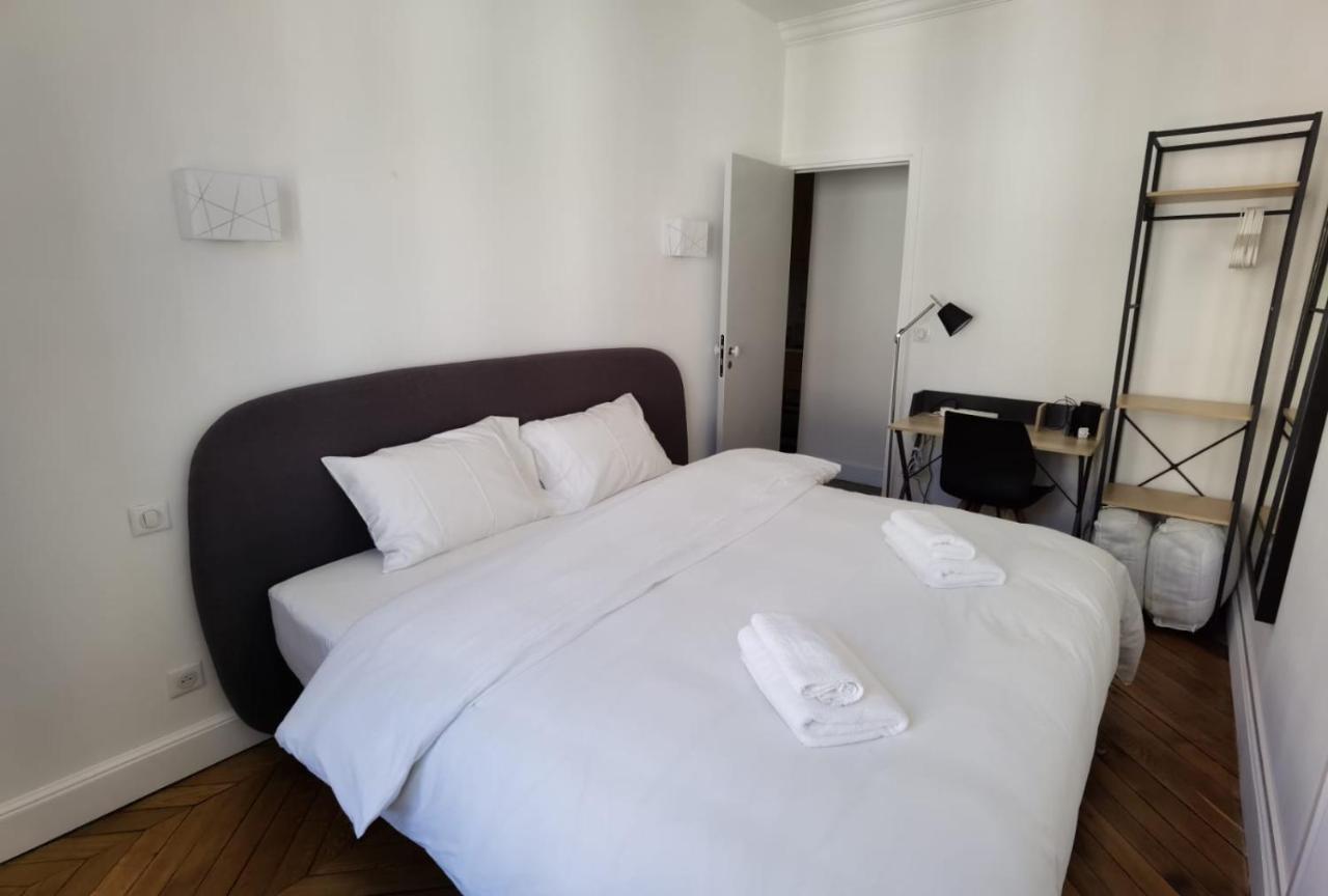 Apartament 3 Pieces 4****, Au Coeur Du Quartier Historique Wersal Zewnętrze zdjęcie